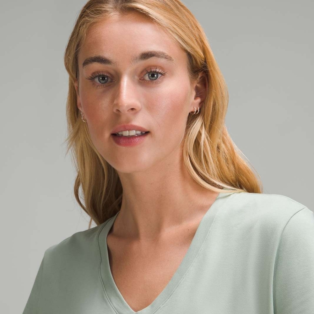 Lululemon Love V-Neck T-Shirt Palm Court - Picture 4 of 9
